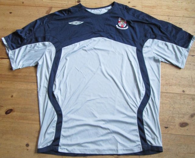 Image 2 of Lincoln City FC Umbro Training Top 2008 (Incl P&P)