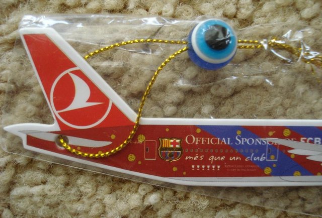 Image 2 of NEW 1 x TURKISH AIRLINES BOOKMARK WITH NAZAR BONCUK CHARM