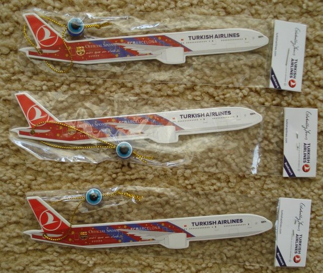 NEW 1 x TURKISH AIRLINES BOOKMARK WITH NAZAR BONCUK CHARM For Sale