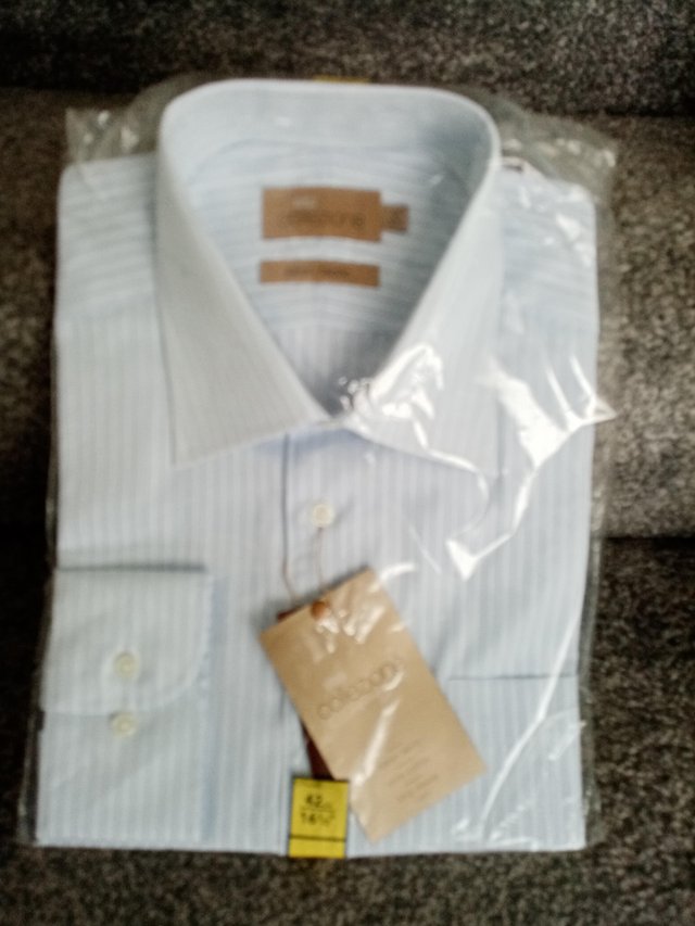 Preview of the first image of Men's M&S shirt.