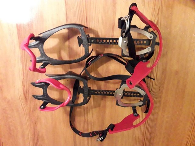 Preview of the first image of Camp Ice Raider crampons.