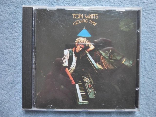 Preview of the first image of Tom Waits "Closing Time" CD.