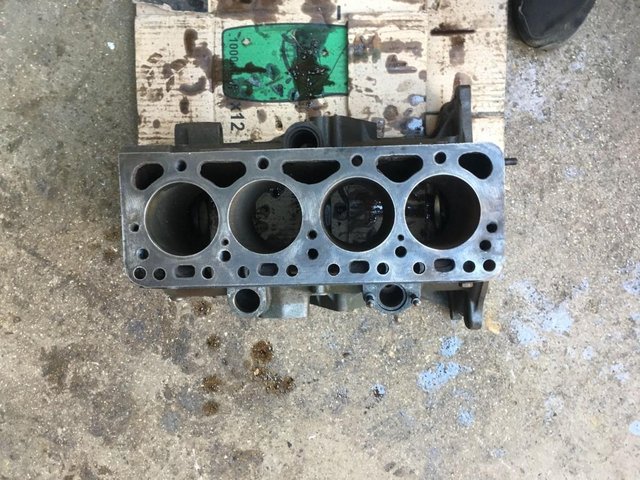 Preview of the first image of Engine block for Simca 9.