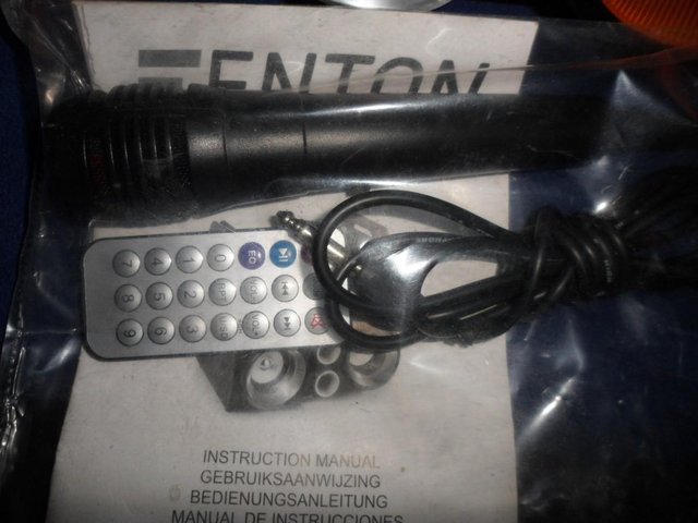 Image 2 of FENTON PARTY STATION WITH MICROPHONE   MDJ200