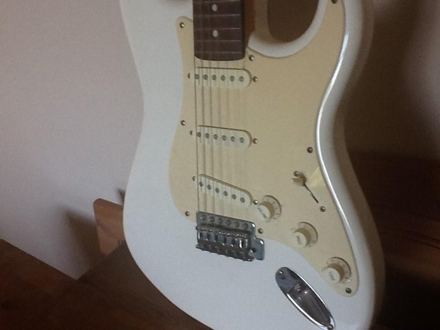 Image 3 of Electric Guitar Sunn Mustang