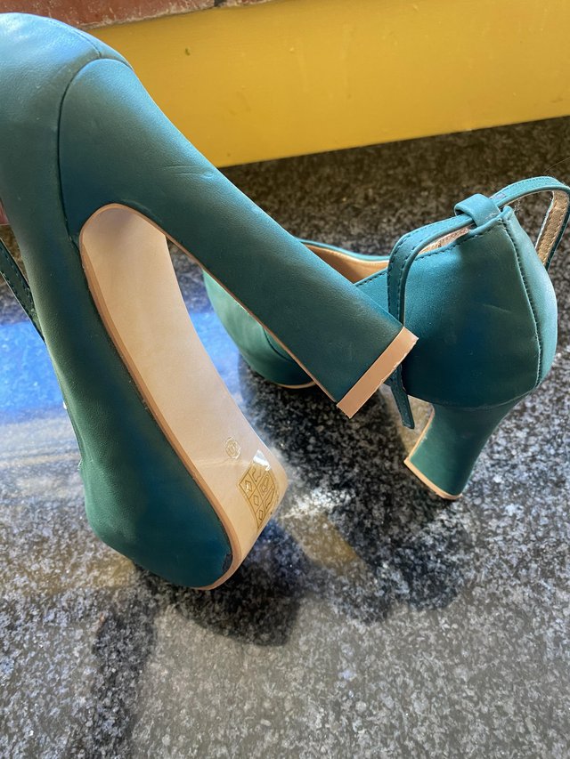 Image 2 of Women’s platform shoes