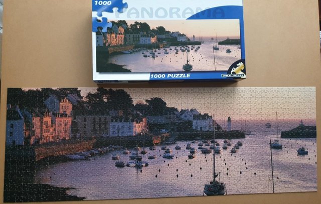 Image 2 of 1000 piece PANORAMA jigsaw by WILD HORSES called BELLE ILL,