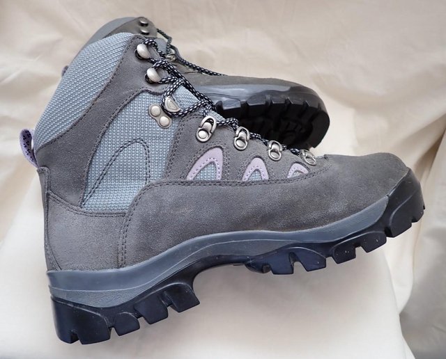Image 2 of Brasher Walking Boots – size 8