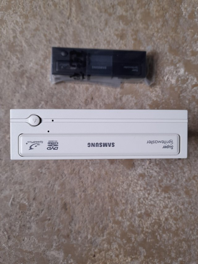 Preview of the first image of Un-used Samsung DVD Writer for sale.