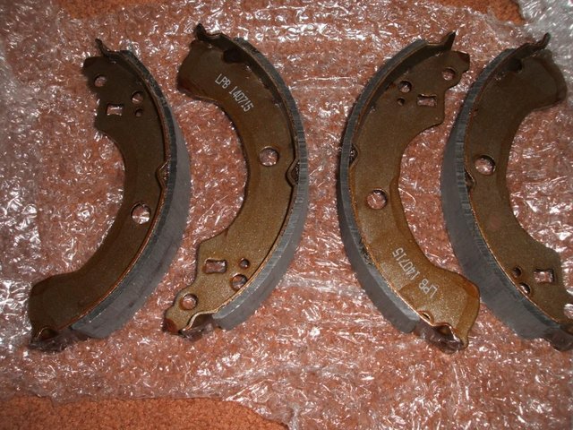 Preview of the first image of Nissan Almera 1.5 Petrol Brake Shoes.