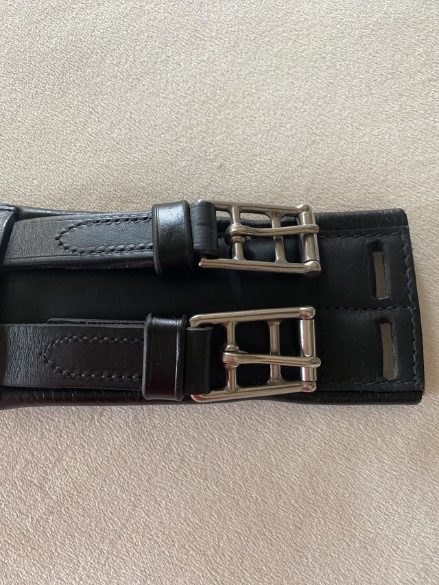 Image 2 of Leather Dressage Girth 20”