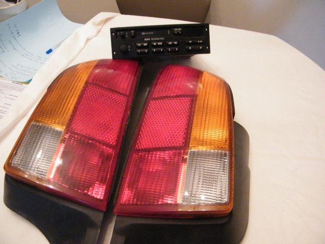 Preview of the first image of Rear light cluster BMW 1999 estate series.
