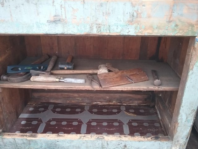 Image 2 of Carpenters work bench from the early 1900's with 20 old tool