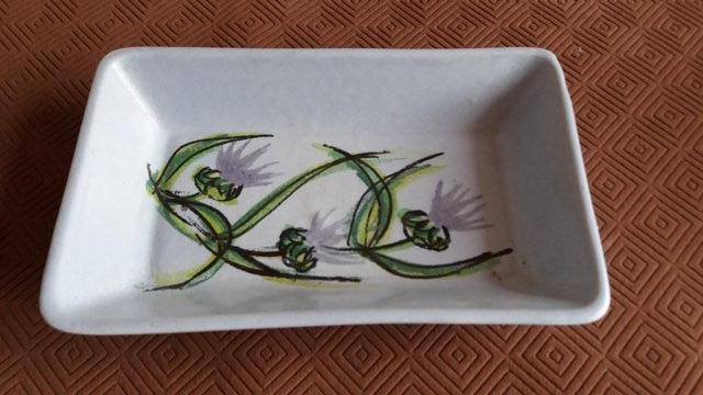 Preview of the first image of CRAW POTTERY DISH.