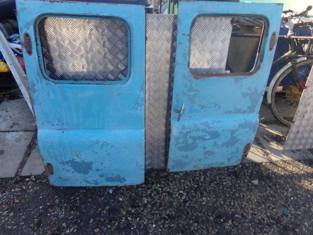 Image 2 of Bedford MK1 CA Rear doors for restoration-need some welding