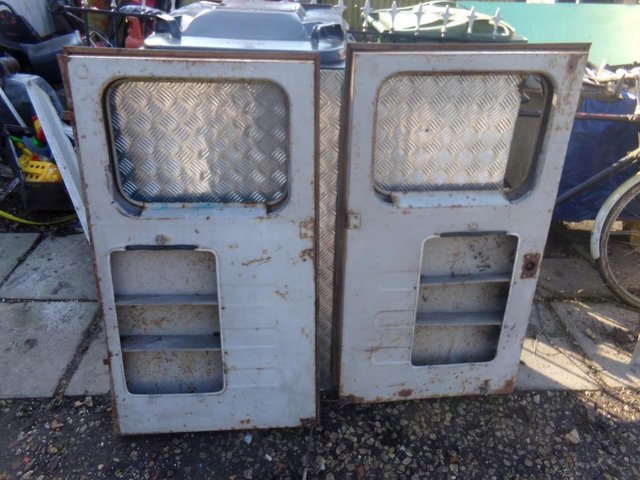 Image 3 of Bedford MK1 CA Rear doors for restoration-need some welding