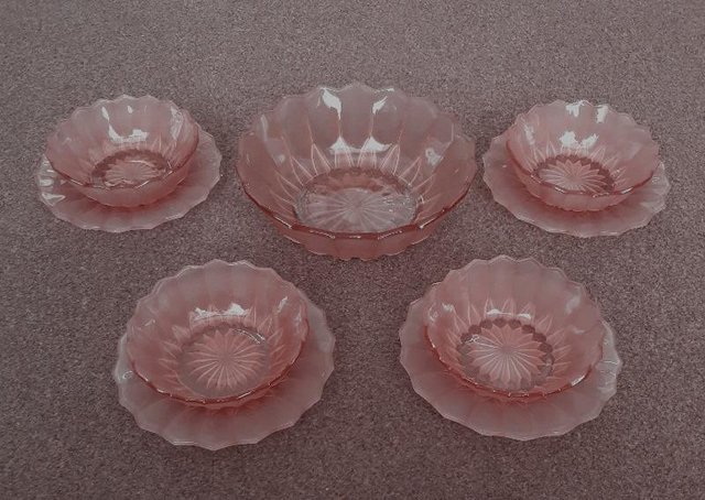 Preview of the first image of Beautiful Vintage Pink Depression Ware Glass Dessert Set.