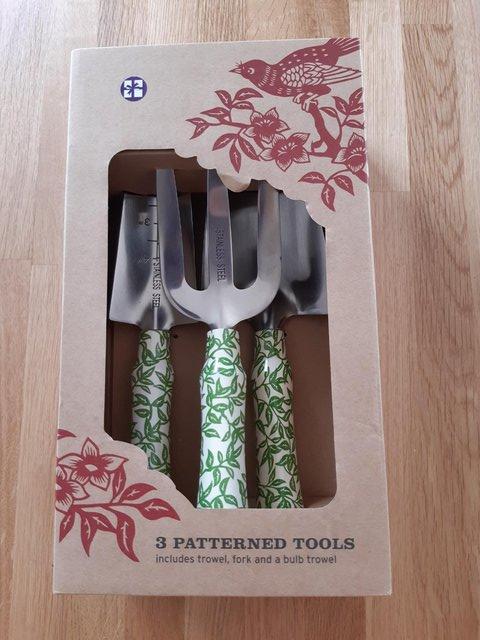 Preview of the first image of TROWELS AND FORK SET IN UNOPENED BOX.