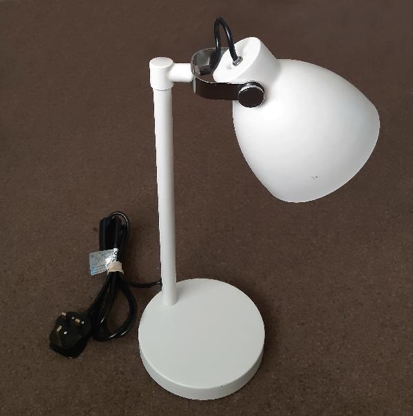 Preview of the first image of Nice Modern Cream Lamp.