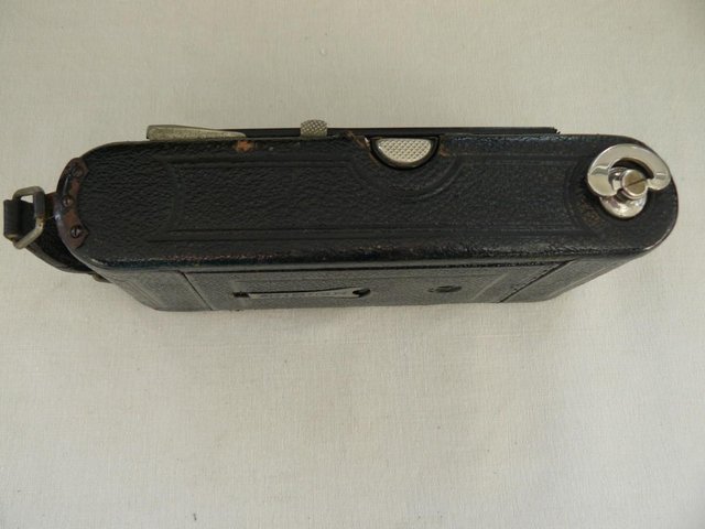 Image 13 of Houghton Butcher Popular Ensign folding camera & accessories