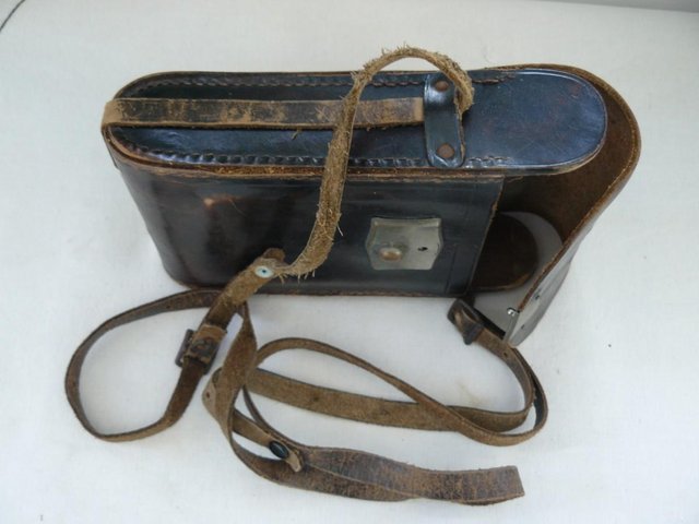 Image 16 of Houghton Butcher Popular Ensign folding camera & accessories