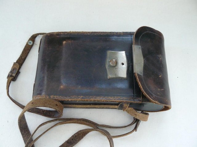 Image 18 of Houghton Butcher Popular Ensign folding camera & accessories