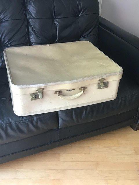 Preview of the first image of Vintage Suitcase from the 1950s.