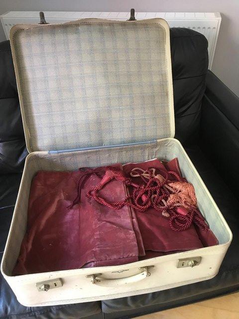 Image 2 of Vintage Suitcase from the 1950s