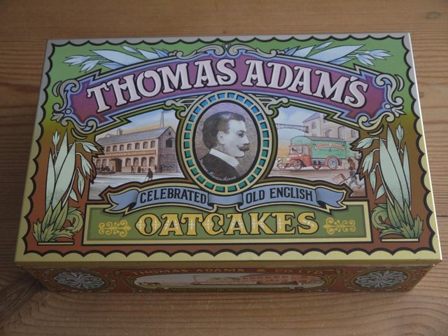 Image 3 of Vintage Thomas Adams Old English Oatcakes Tin