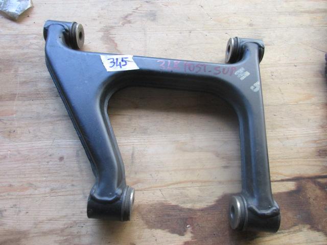 Preview of the first image of Ferrari 348 and Mondial T Rear upper suspension lever.