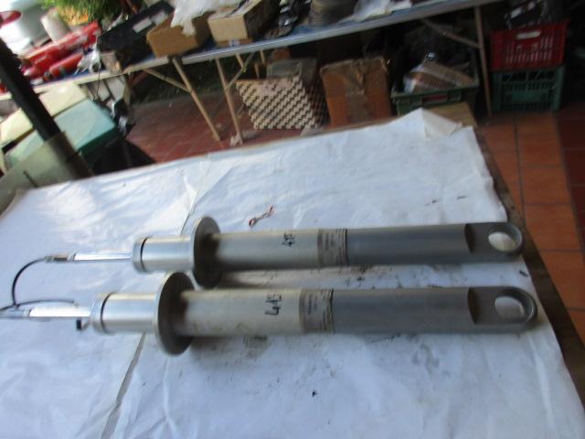 Image 2 of Front shock absorbers Maserati Quattroporte M139