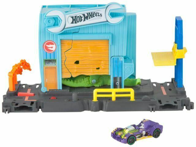 Preview of the first image of Gator Garage Attack Playset Hot Wheels Car Included.