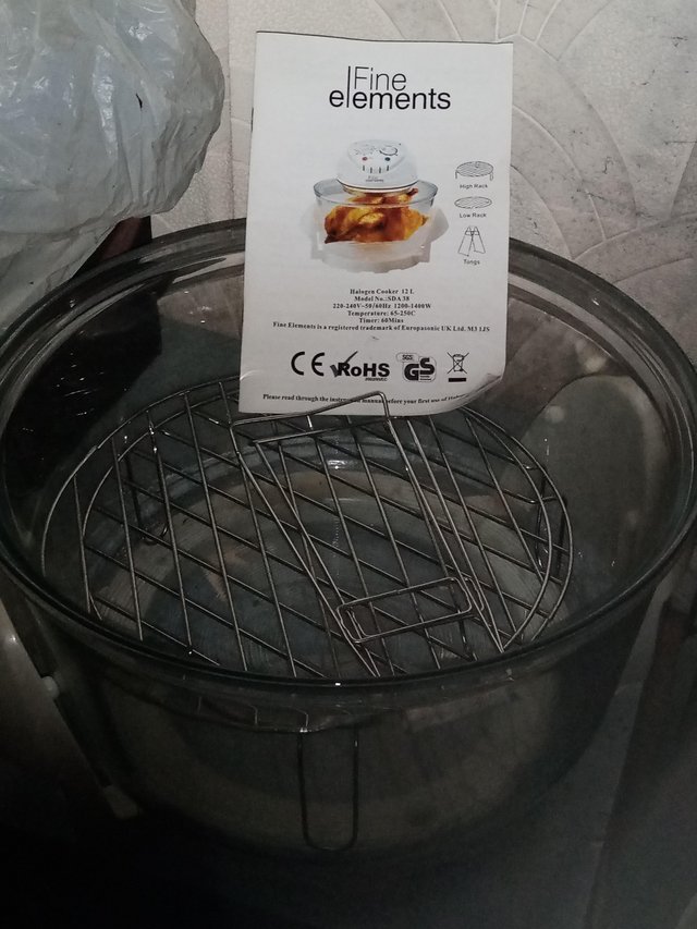 Preview of the first image of BRAND NEW HALOGEN OVEN, ELECTRIC 240 VOLT..