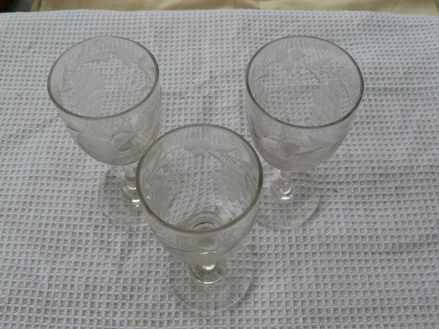 Image 3 of 3 antique etched grape design sherry/liqueur glasses c1900s