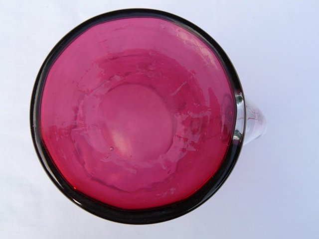 Image 8 of Victorian 6 ruby iridescent glasses & 1 ruby glass jug