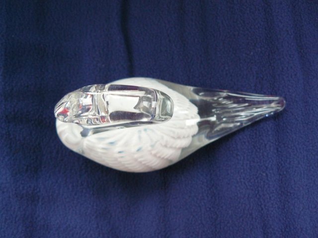 Image 4 of FM Konstglas Ronneby Sweden hand made sfumato art glass swan