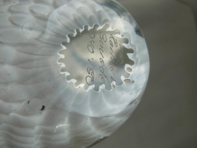 Image 7 of FM Konstglas Ronneby Sweden hand made sfumato art glass swan
