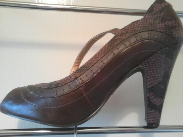 Image 3 of High Heel Ladies Shoes, Size 6