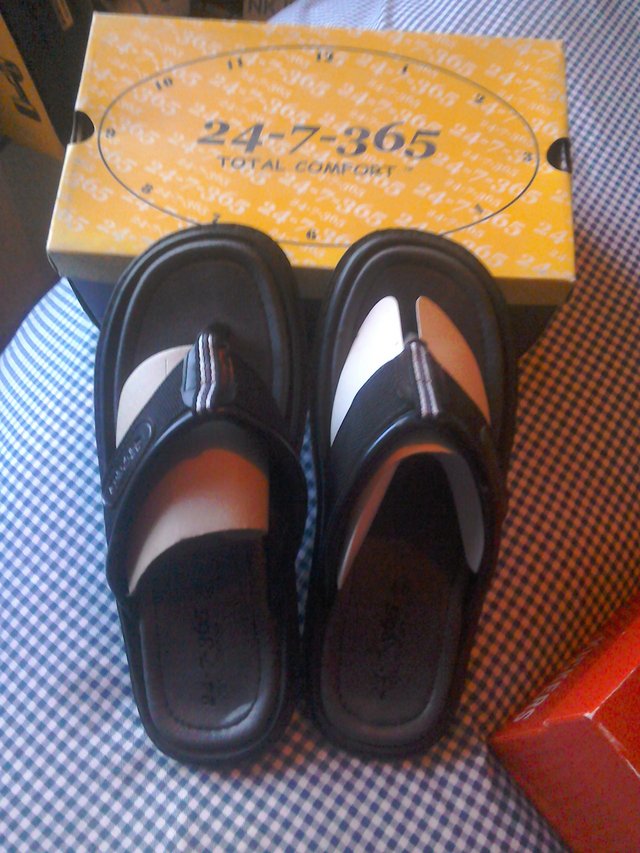 Image 2 of 24-7-365 total comfort flip flops,brand new,boxed, size 9uk,