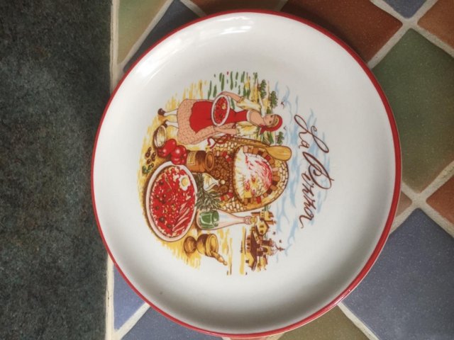 Preview of the first image of Pizza Plates.
