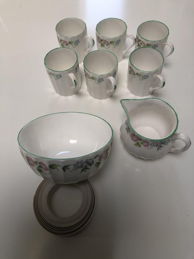 Image 4 of Royal Worcester(English Garden)Bone China Tea /Coffee Set