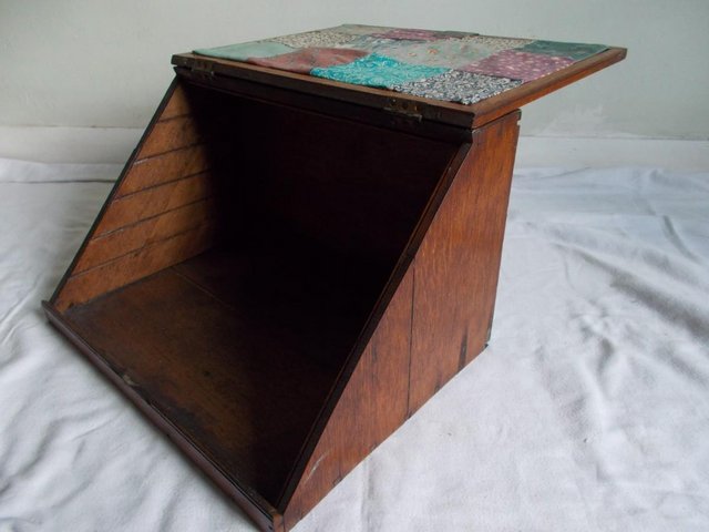 Image 8 of Georgian English Oak Bible Box
