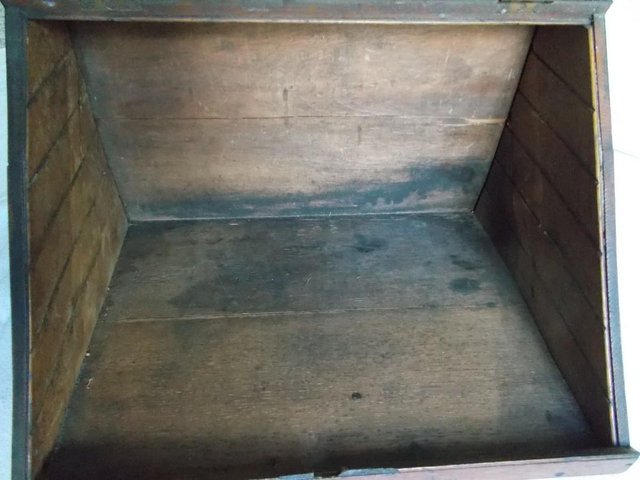 Image 15 of Georgian English Oak Bible Box