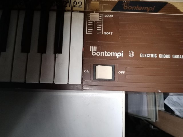 Preview of the first image of Bontempi electric organ, collectors item.