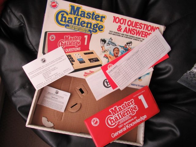 Image 2 of RETRO 1980's Game: Master Challenge 1 Vintage Cartridge Quiz