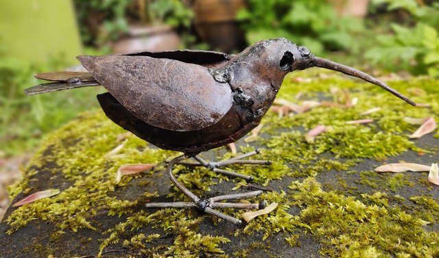 Preview of the first image of Metal Hummingbird Garden Sculpture/Ornament.