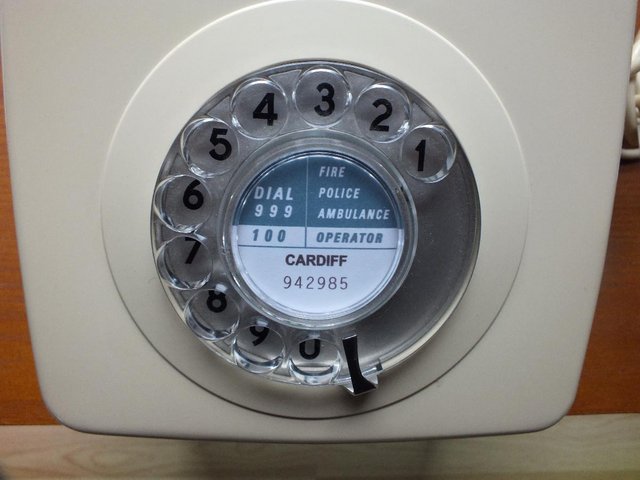Image 3 of Original 1980s cream telephone
