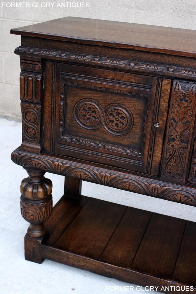 Image 74 of A TITCHMARSH AND GOODWIN CARVED OAK SIDEBOARD DRESSER BASE