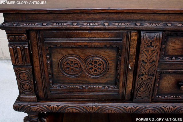 Image 93 of A TITCHMARSH AND GOODWIN CARVED OAK SIDEBOARD DRESSER BASE
