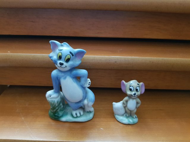 Preview of the first image of Tom and Jerry Wade China Ornaments.